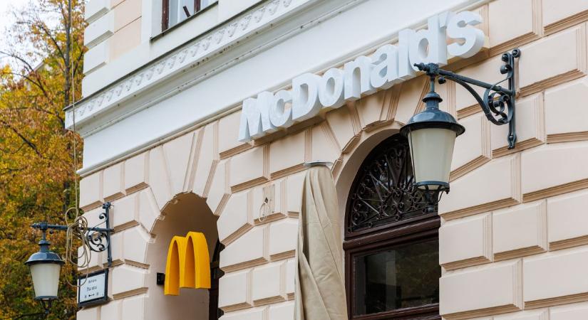 Miért nincs játszósarok az új McDonald’s étteremben Debrecenben?