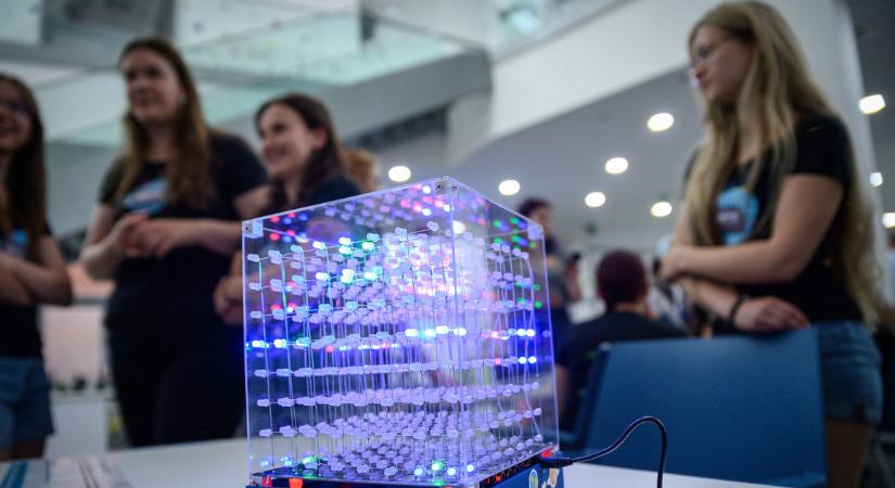 Készen állsz a tudományra? – ingyenes családi napot rendeznek a Kölcsey Központban