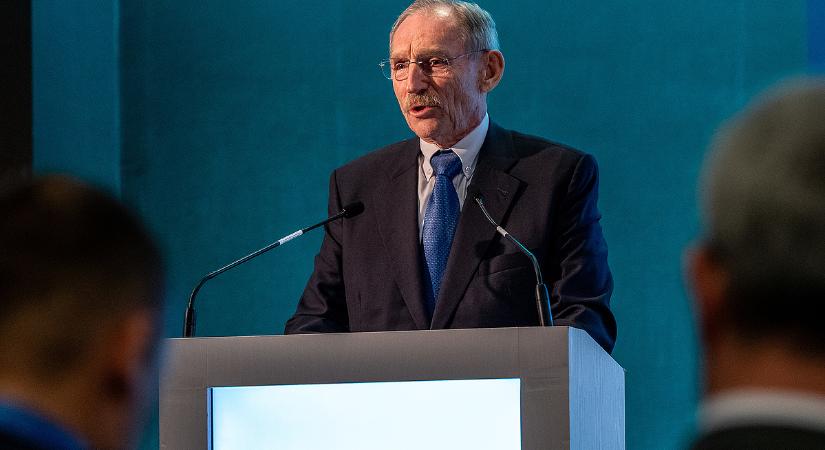 Pintér Sándor: Sem az orvosok, sem a betegek nem mindig voltak ott a rendelőkben