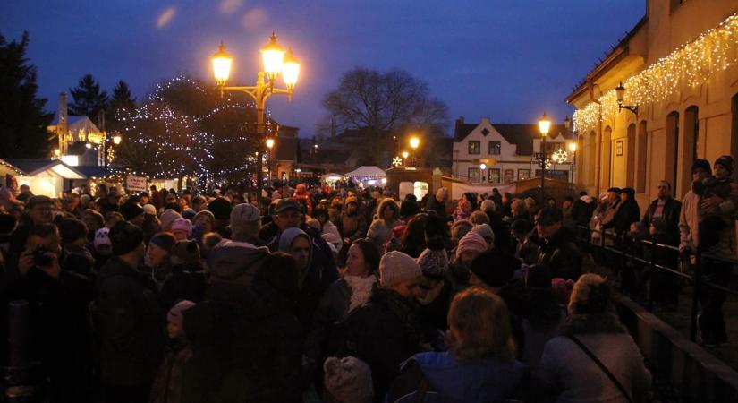 Advent 2025 Dunakeszi