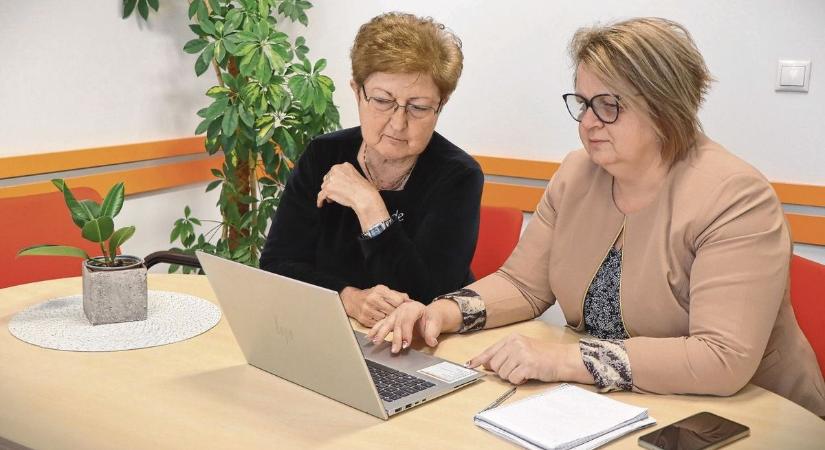 Most dől el, érdemes-e azonnal igényelni a Nők40 nyugdíjat, vagy inkább várni kell