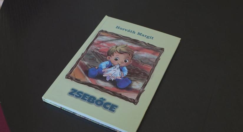 Zsebőce címmel jelent meg az új mesekönyv