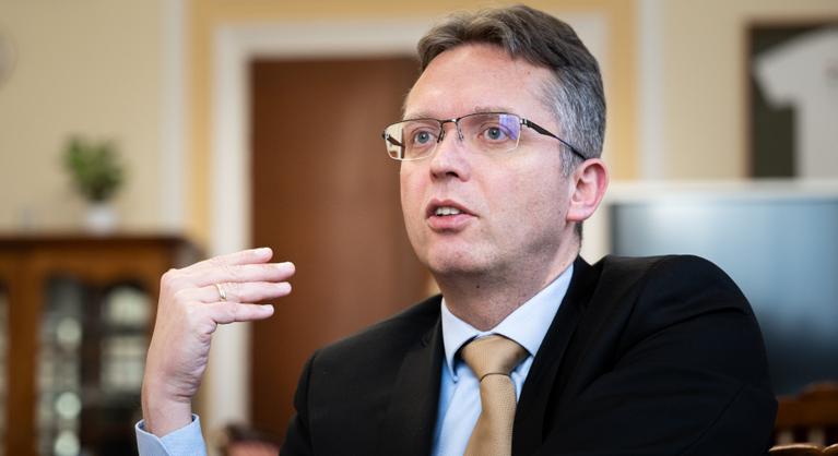 Hankó Balázs feljelentette Dobrev Klárát