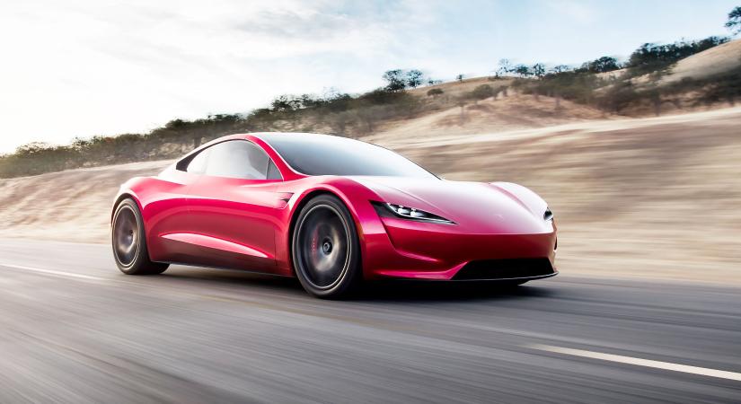 Elon Musk megszólalt a Tesla Roadster ügyében, és újabb hajmeresztő kijelentést tett