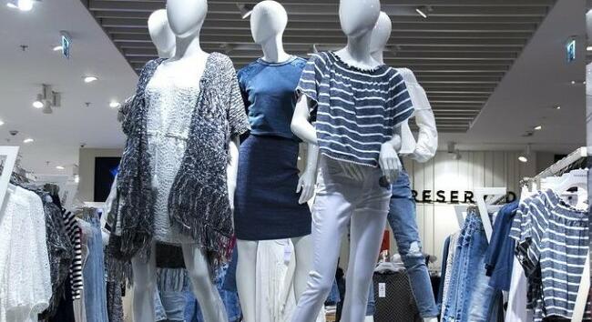 A Shein webáruház megnyitja első fizikai boltját Párizsban