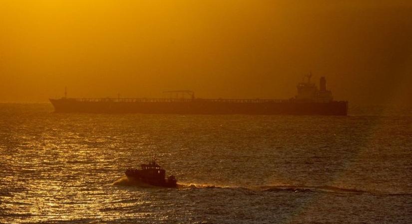 Lángokban áll az árnyékflotta: csapás érte Tuapsze kikötőjét – már a tengerre sem lehet menekülni az ukrán drónok elől