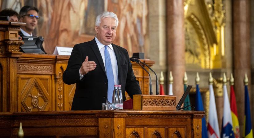 Semjén szerint botrány, hogy egy évtizeden át nem tudták börtönbe juttatni a Szőlői utcai intézetvezetőt