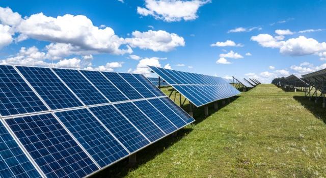 Közel 800 millió tonna CO2-kibocsátás elkerülésében segítette ügyfeleit a Schneider Electric