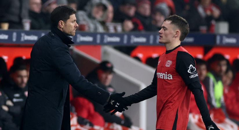 „Az egyik ok, amiért itt vagyok, az Flo.” – Xabi Alonso Wirtzről is beszélt a BL-meccs előtt