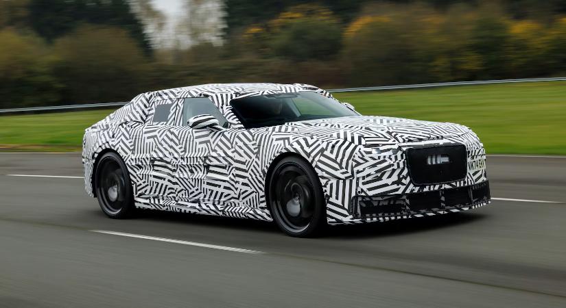 2026-ra csúszik a Jaguar új villanyautójának gyártása