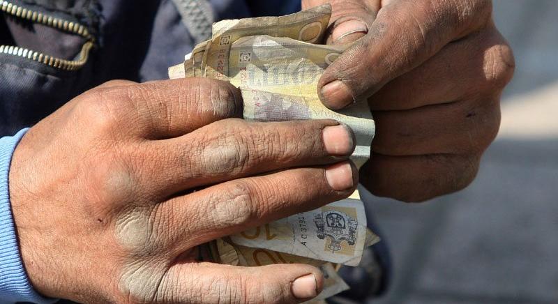 Ezrek maradnak munka nélkül és sebezhető a gazdaság