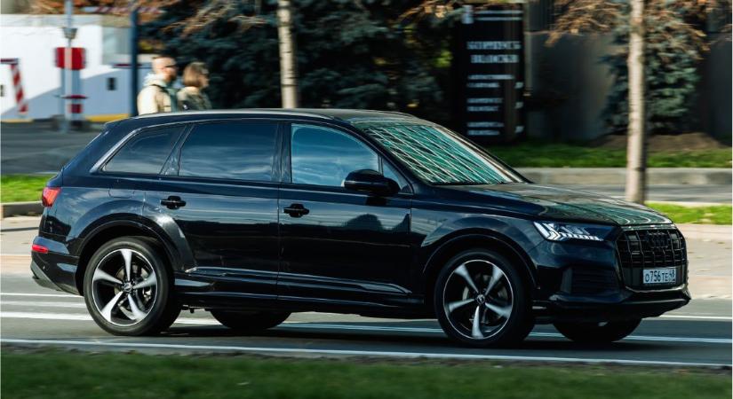 A Porsche nyert – A belügyminisztérium 30 új SUV gépkocsit vásárol