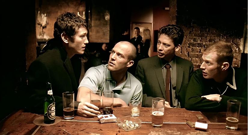 28 év után is nagyot üt Jason Statham legelső szerepe, amely Guy Ritchie rendezésével hódított a 90-es években