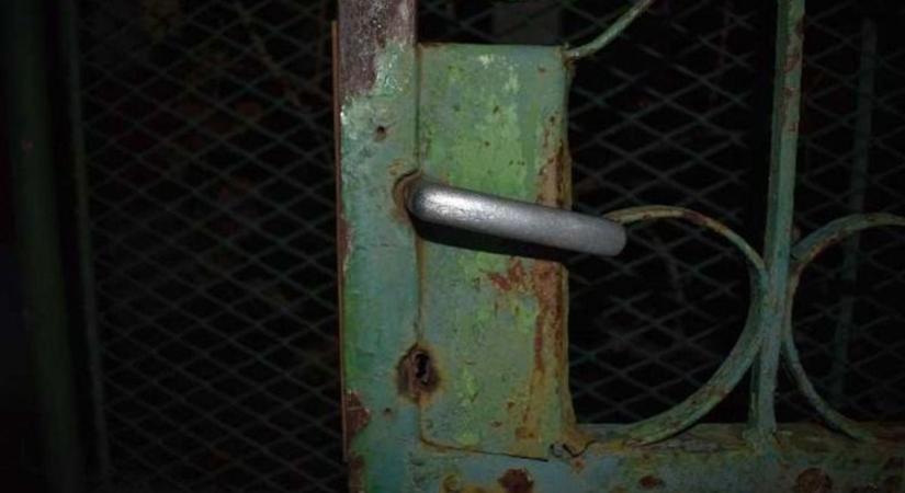 Rémisztő reggel Boldogon – megöléssel fenyegette áldozatát a rabló