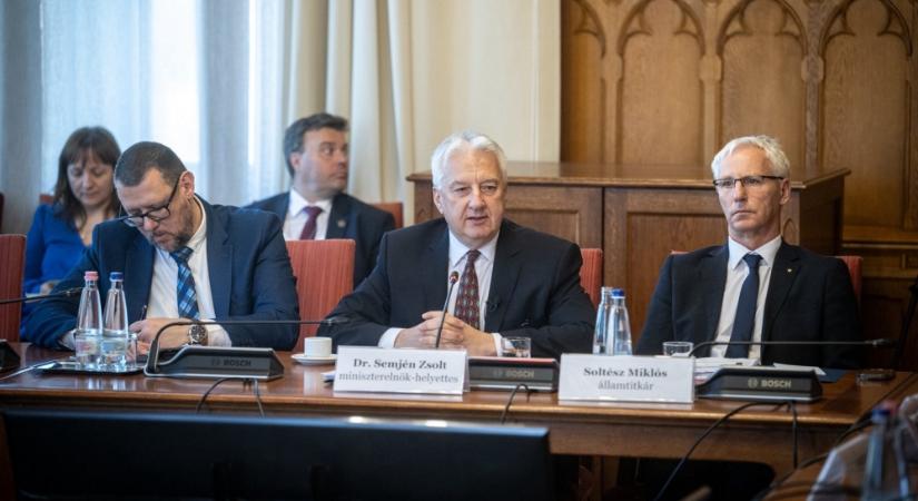 Semjén Zsolt: egyházpolitikánk lényege az együttműködő elválasztás