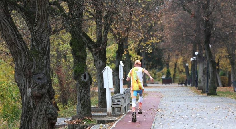 Milyen idő lesz holnap Pécsen? Napsütés, nyugalom és igazi őszi hangulat vár!