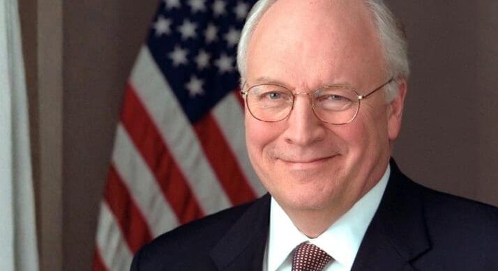 Öt szívroam után – Meghalt az amerikai politika Darth Vadere