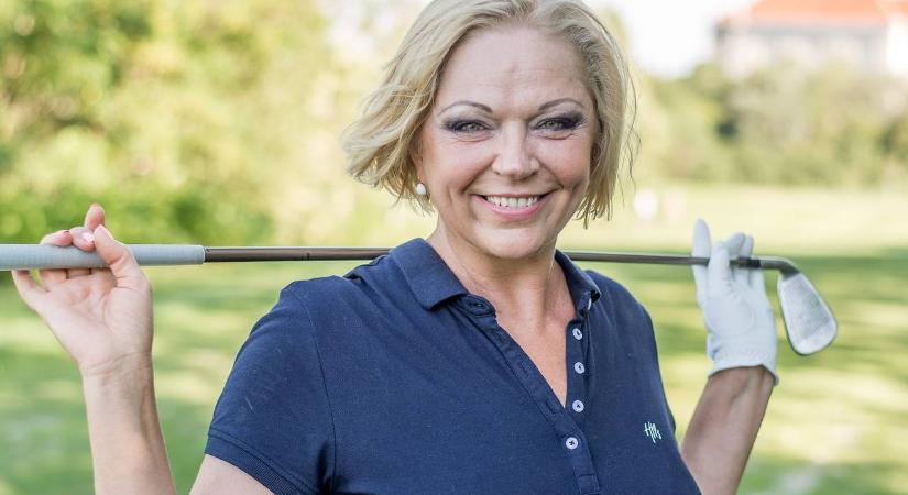 Csomor Csilla rúdtáncolni tanul