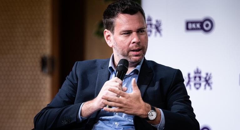 Ördögi részletek: Vitézy Dávid kiszúrta, mi nem stimmel a HÉV-tenderben