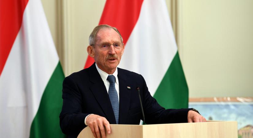 Megdöbbentő számok a magyar egészségügyből: az orvosok fele nem volt a munkahelyén