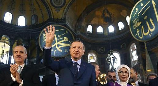 Erdogan új kettős játszmája – mosoly a Nyugat felé, fokozódó elnyomás befelé