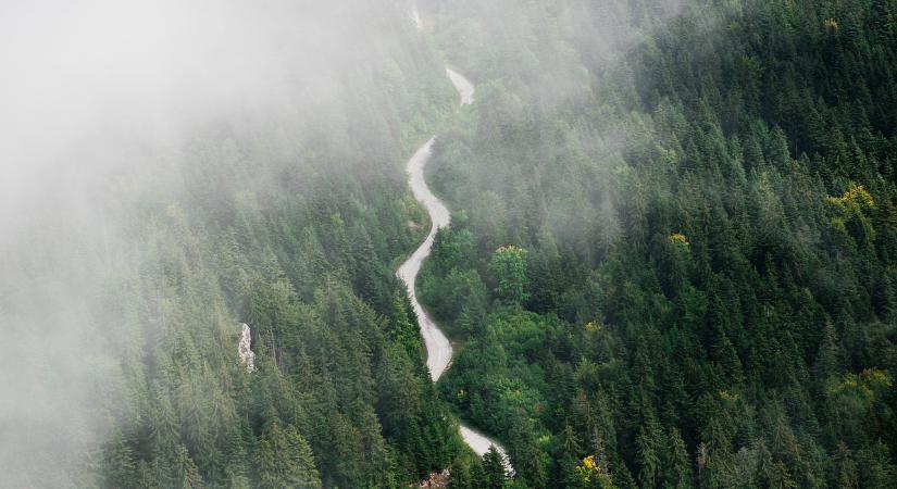 Sűrű köddel indul a szerda reggel több megyében