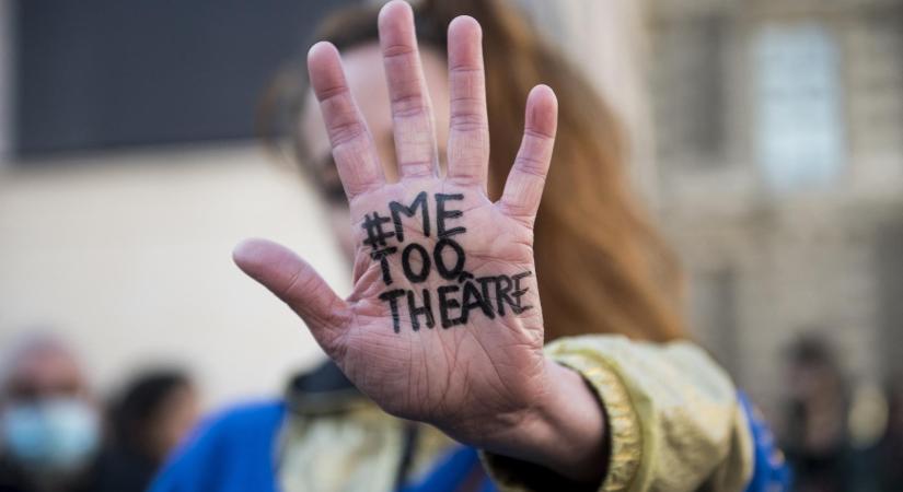 „Milyen volt a szexuális élete, továbbképzésre volt esetleg szüksége?” – az Ügyvédi Kamara szerint ez a kérdés belefér egy bírósági tárgyaláson