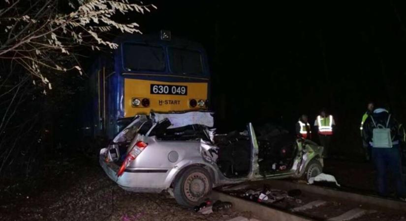 Nyolc ember halt meg egy tragikus vonatbalesetben