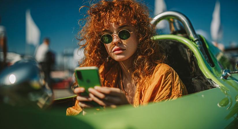 Forma 1 rajongóknak készült telefon