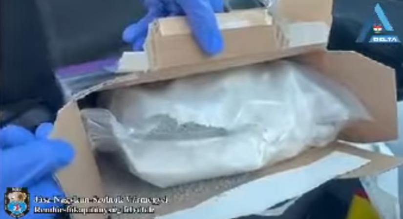 Újabb jászsági drogdílert kapcsoltak le