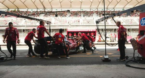 Ferrari-vezér: Máshol minden simábban működik