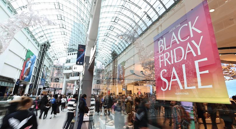 Nemcsak ajándékot, rengeteg hitelt is veszünk karácsonyra