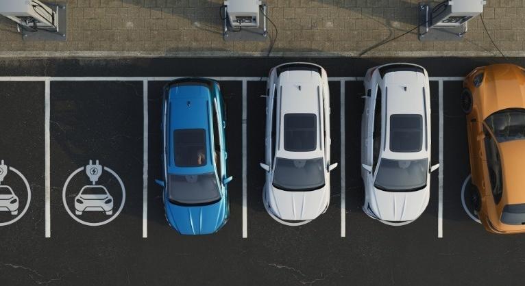 Hány elektromosautó-töltő működik országszerte?