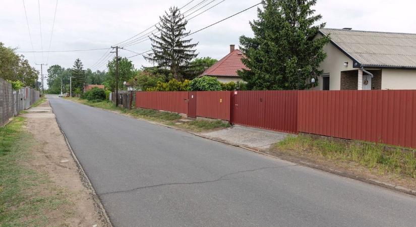 Ilyen tényleg van? Ilyet nem mindennap tapasztalunk Debrecenben, csak úgy ott hagyták az úton