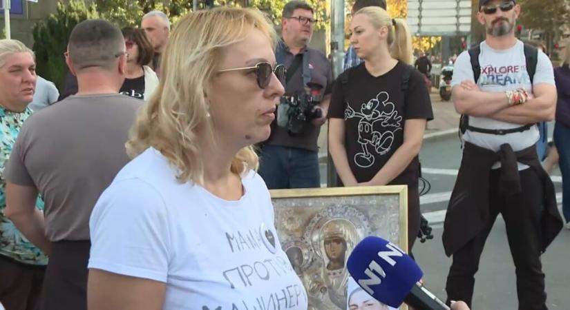 Felmondtak a Hrkának részvétet nyilvánító rendőrnek?