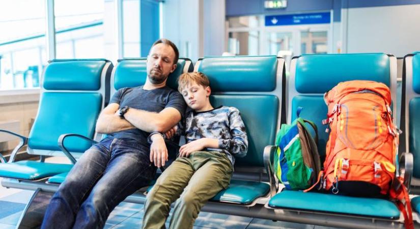 Budapesti járatot is törölt a brüsszeli repülőtér - Több órás légtérzárat rendeltek el