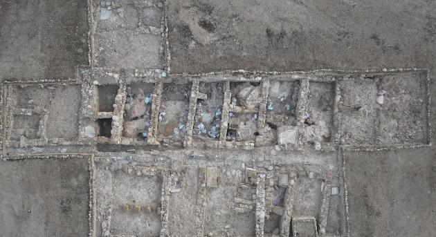 Új leletek Pyla-Viglából