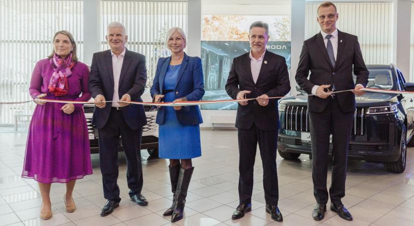 Új autószalon nyílt Miskolcon. Mutatjuk, melyek azok a márkák, melyek már városunkban is kaphatóak