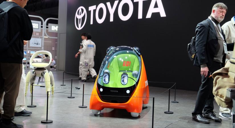 Furcsa, guruló-repülő félszerzetek a Toyotától