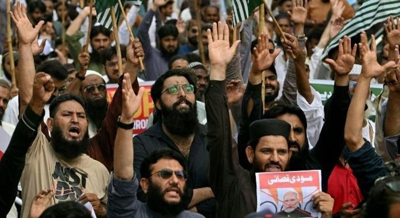 Betelt a pohár: brutális csapást mértek egy szélsőséges iszlamista szervezetre Németországban