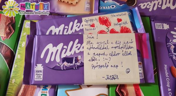 Egy tábla csokival a beteg gyermekekért – Szeretetcsoki 2025 jótékonysági együttműködés