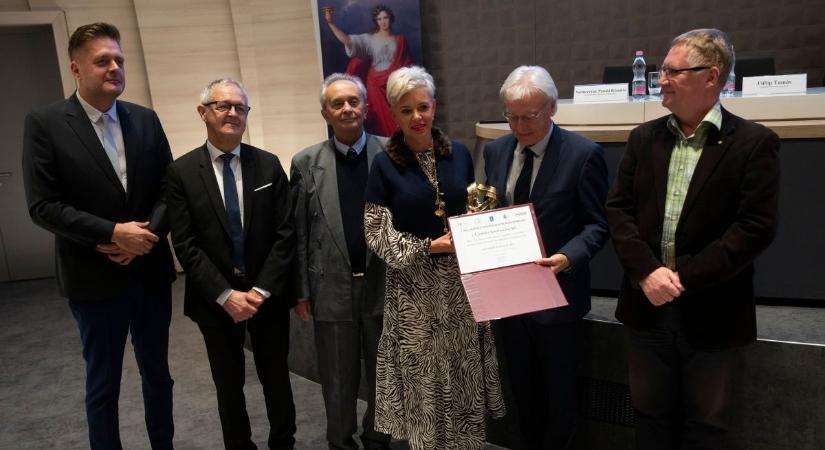 Kecskeméti cég nyerte a régiós innovációs díjat – fotók