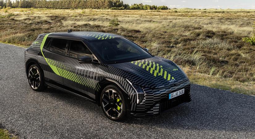 A Kia arra készül, hogy újradefiniálja, mit jelent a hot hatch