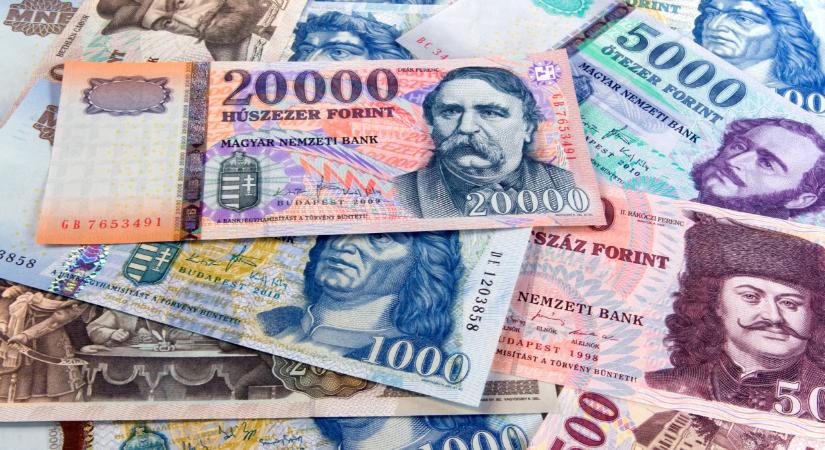 Gyorsulnak a kifizetések: rengeteg magyar kap ilyen könnyítést