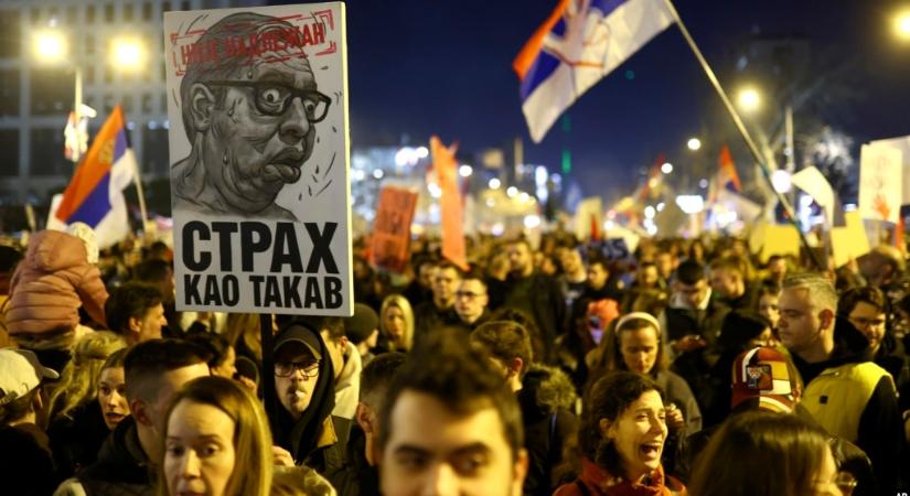 Törvénytelen befolyásgyakorlással vádolják Alekszandar Vučićot