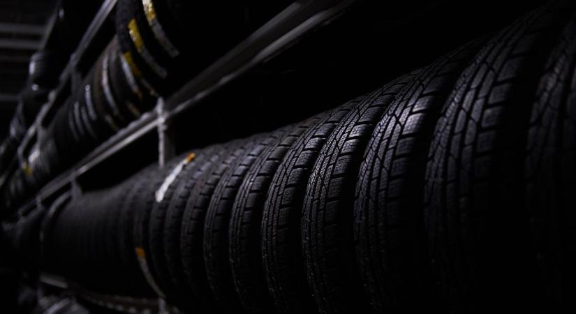 Így segítenek a gumitesztek, hogy valóban jó abroncsot válasszon