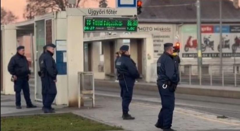 Rendészeti akció indult az Újgyőri főtéren és környékén