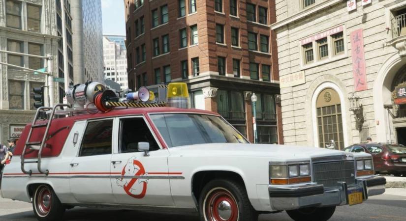 Szellemirtók: Szellemes poénok nélkül maradt szellemirtás (kritika)