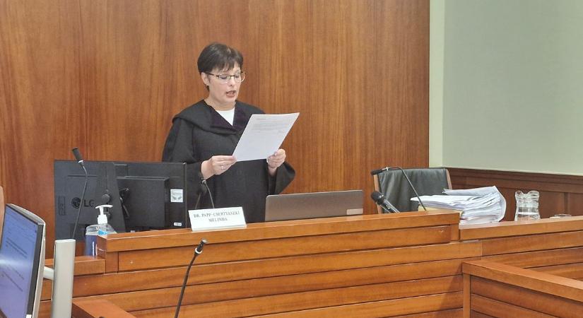 Ítéletet született a csányi kislány halálával kapcsolatban, az apának vannak kérdései