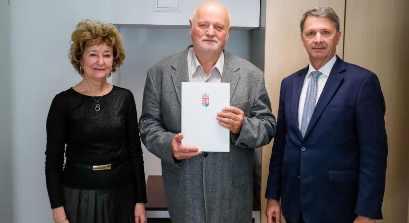 Pat sem marad magára: 8 milliós támogatásból újul meg a viharvert szolgálati lakás